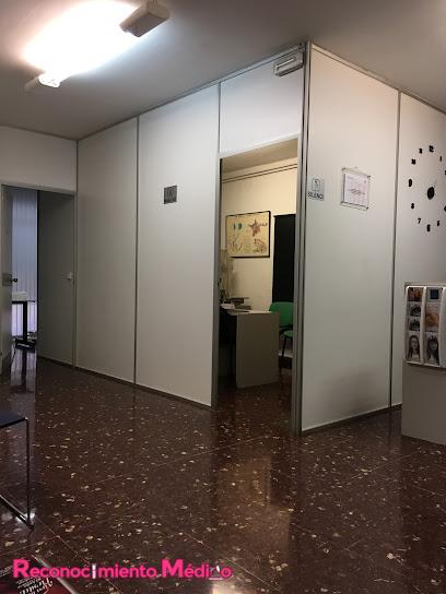 Centro Médico Sagrada Familia en Barcelona Centro Médico Sagrada Familia en Barcelona